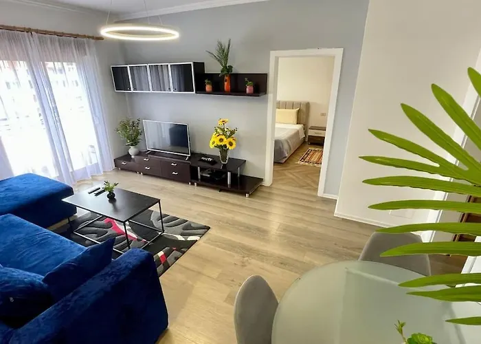 54°bs Skanderbeg Square Appartement Tirana