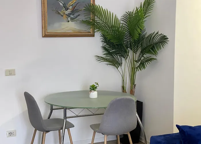 54°bs Skanderbeg Square *