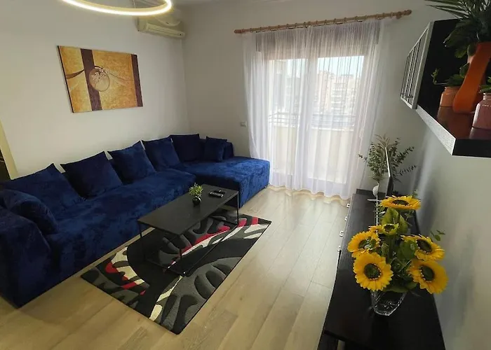 54°bs Skanderbeg Square