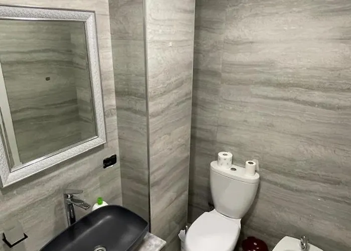 54°bs Skanderbeg Square 地拉那